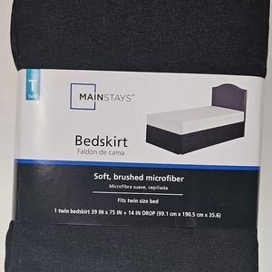 Mainstays Solid Pleated Black Soft Brushed Polyester Bedskirt, Twin (1 Count)